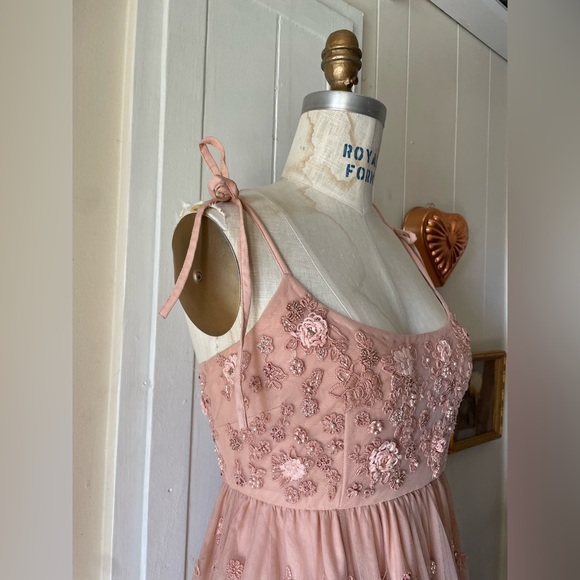 BHLDN Anthropologie Lacie Maxi Dress in Size 0 - Picture 7 of 14